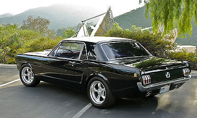 Ford : Mustang coupe 1965 mustang 351 w t 5 restomod