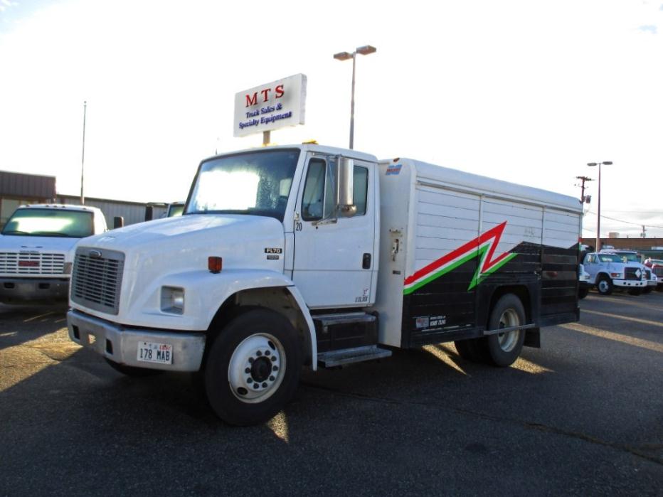 2003 Freightliner Fl70