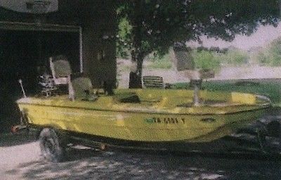 1973 Classic 15' Norriscraft Fishing Boat