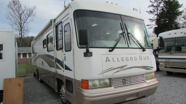 2005 Tiffin Motorhomes Allegro Bus 40QDP