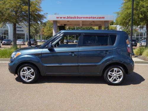 2011 Kia Soul +