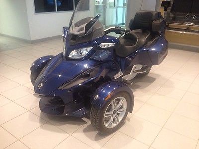 Can-Am : Spyder RT 2010 can am spyder rt with only 4700 miles