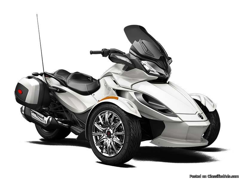 SALE! WAS $25,149.00! New 2015 Can-Am Spyder ST Limited #M1460