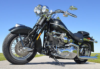 Harley-Davidson : Softail 2005 harley springer heritage flstsci only 5 304 miles 4 000 in extras mint