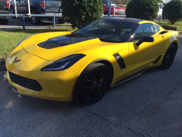 Chevrolet : Corvette Z06 2015 z 06 with low miles z 07 package please call rhett 217 257 5715