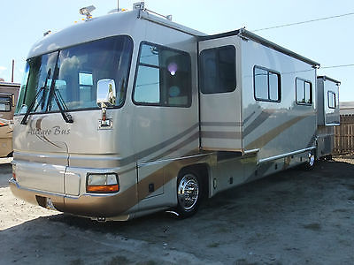 2002 TIFFIN ALLEGRO BUS 40' LUXURY DIESEL MOTORHOME 3 SLIDES NEW TIRES CLEAN!