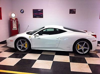 Ferrari : 458 2012 ferrari 458 white on black loaded low miles mint