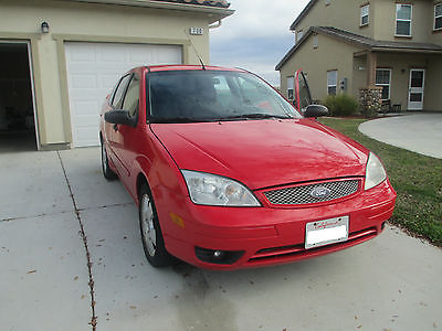 Ford : Focus SES 2006 ford focus zx 4 ses only one owner 28 mpg