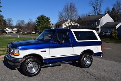Ford : Bronco XLT 1996 full size bronco original condition 5.0 l blue white non smoker