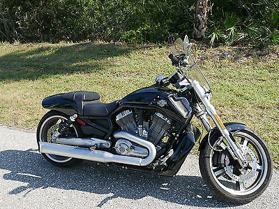 Harley-Davidson : VRSC V-Rod Muscle Touring Windshield and Risers