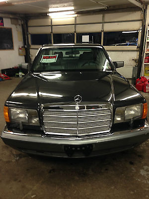 Mercedes-Benz : 400-Series 420SEL This 1986 ME/BZ is clean inside and out. Original miles.