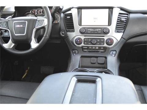 2015 GMC YUKON XL 4 DOOR SUV, 3