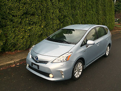 Toyota : Prius 2012 toyota prius v level five