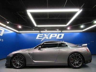 Nissan : GT-R Premium Nissan GT-R PREMIUM Navigation BOSE Heated Seats Xenon 16kMiles!