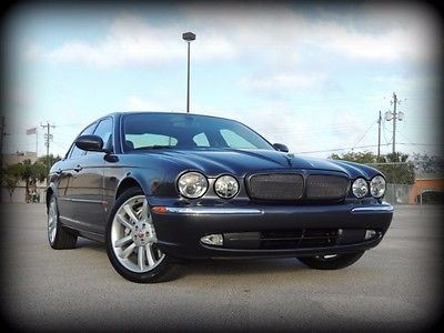 Jaguar : XJR XJR GREY/BLACK, CARFAX CERTIFIED, SUPERCHARGED, LOW MILES - ABSOLUTE STUNNER!!!