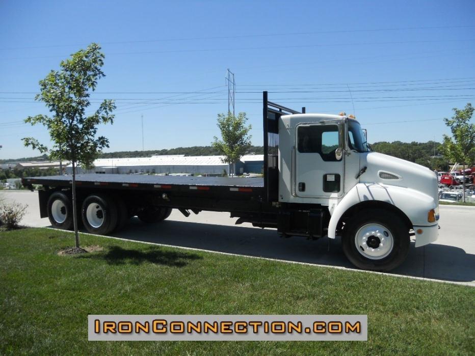 2007 Kenworth T300