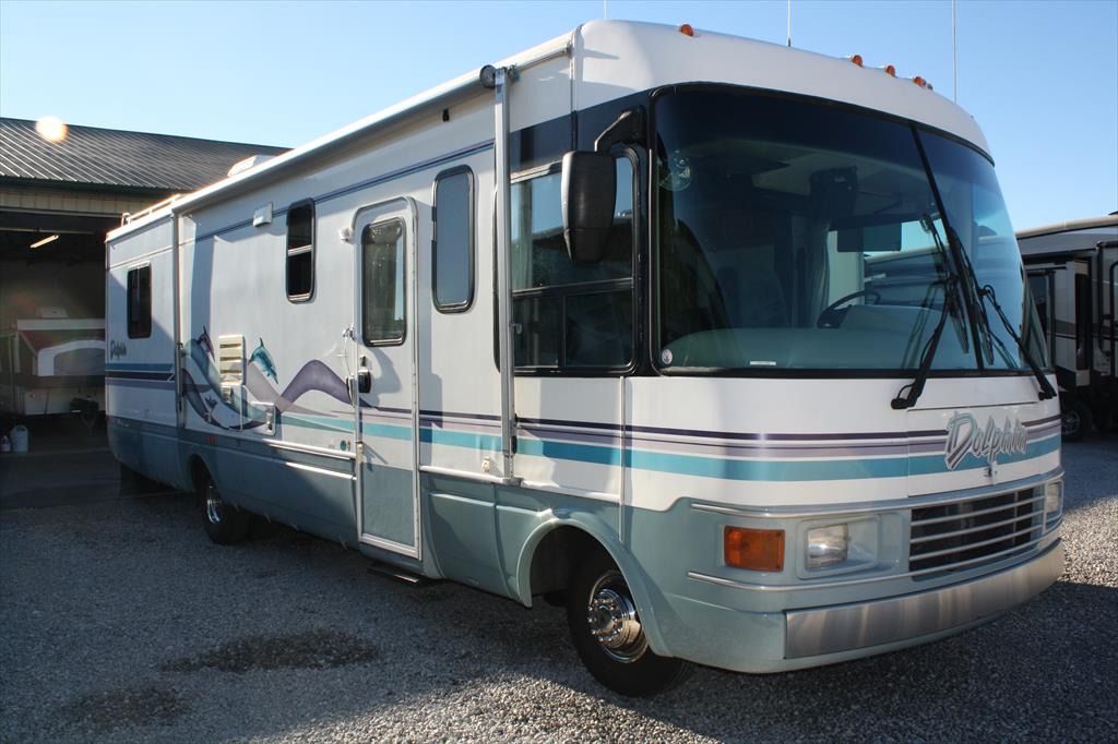 1997 National Rv Dolphin 533S