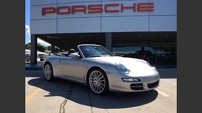 Porsche : 911 Cabriolet Porsche 911 cabriolet silver on gray