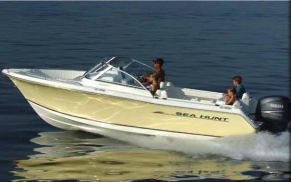 2006 Sea Hunt 22 Escape