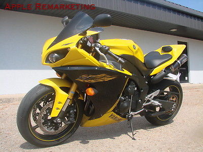 Yamaha : Other R1 ANNIVERSARY EDITION 32 PICS EXTRAS