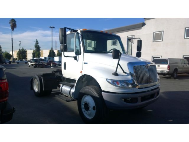 International Harvester : Other Extend to put a box on o r dump or other beds 12 inter day cab single axle truck semi tractor 66 k mile freightliner hino gmc