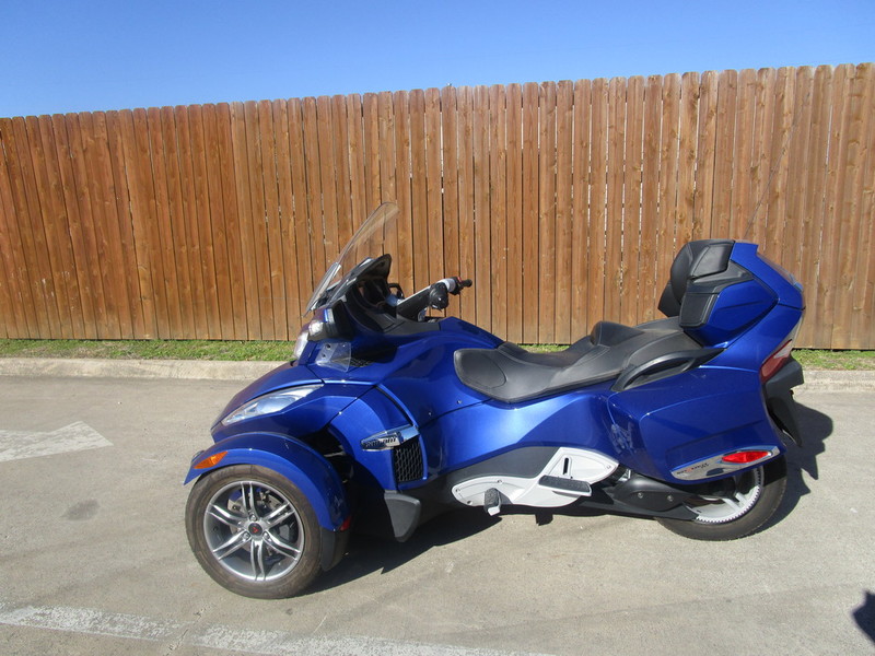 2012 Can-Am Spyder Roadster RT-S