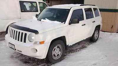 Jeep : Patriot 4x4 2008 jeep patriot 4 x 4 2.4 4 cyl rare 5 speed manual great shape needs work