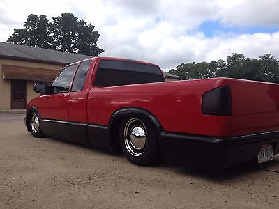 GMC : Sonoma Extended Cab Freshly Painted Custom GMC Sonoma **Bagged**Low Miles**Two Tone**Minitruck**