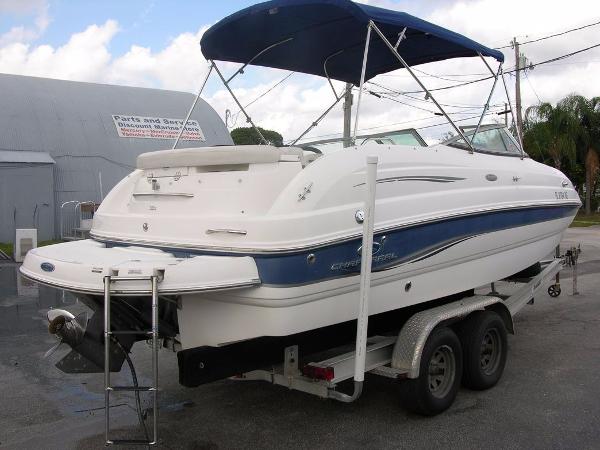 2005 Chaparral 216 Sunesta