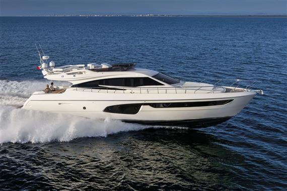 2015 Ferretti 650