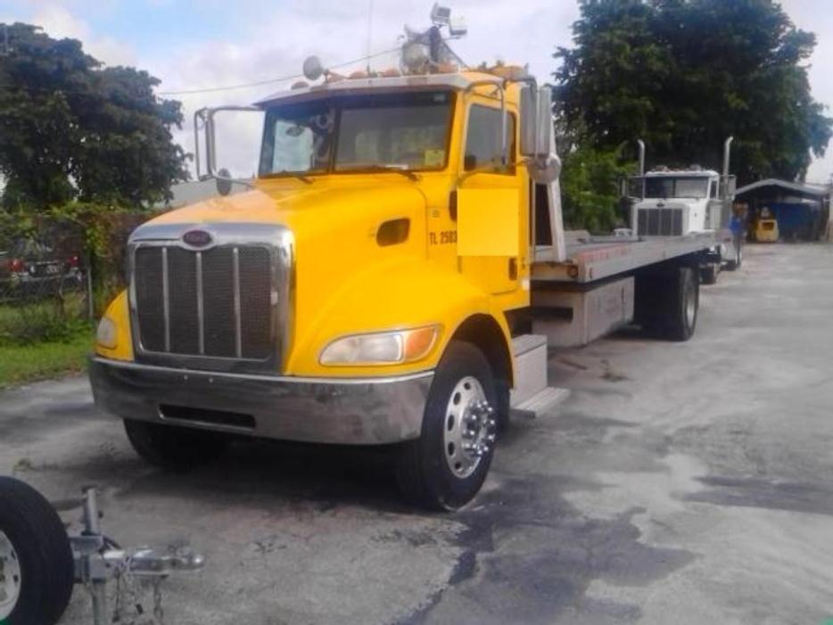 2008 Peterbilt 335