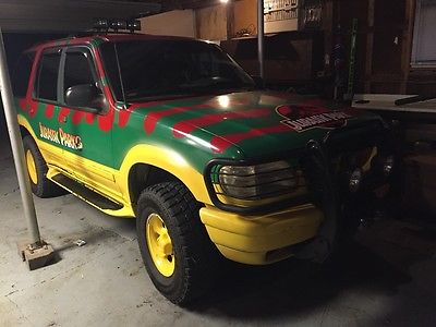 Ford : Explorer Slt Jurassic Park Replica 1998 Ford Explorer 4x4 AWD