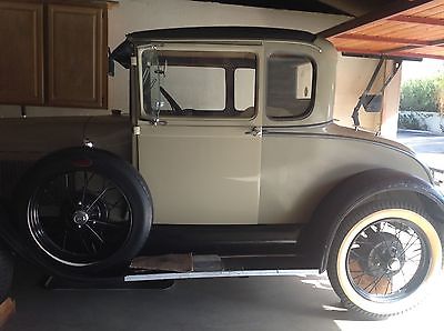 Ford : Model A Coupe FORD MODEL A COUPE 1928