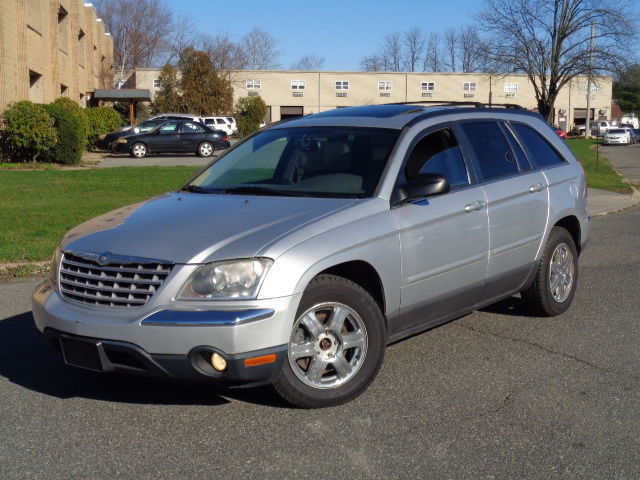 Chrysler : Pacifica 4dr Wgn Tour 2005 chrysler pacifica touring awd loaded tv dvd 3 row leather clean non smoker