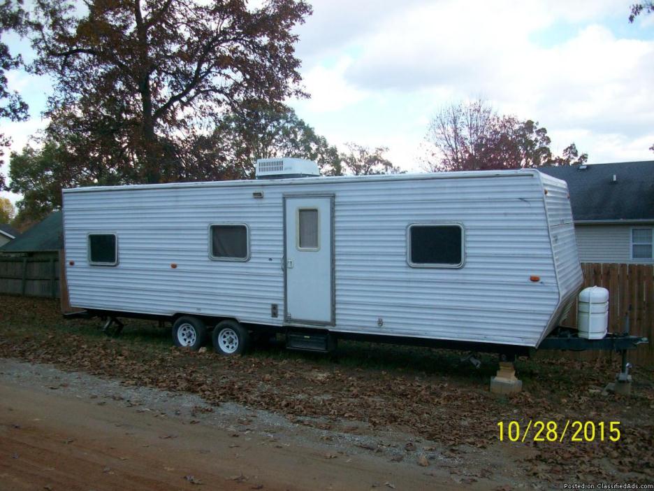 2006 Gulf 31' Cavalier Travel Camper