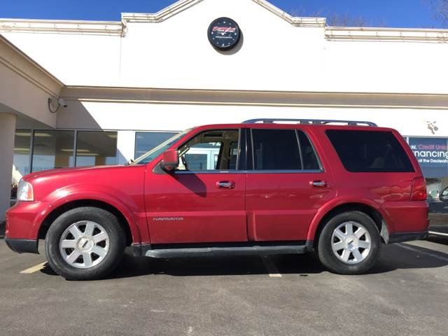 2005 Lincoln Navigator Luxury 4WD 4dr SUV