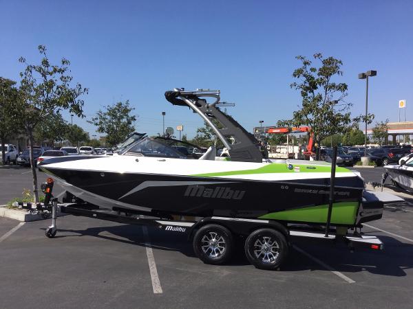 2017 Malibu 21 VLX