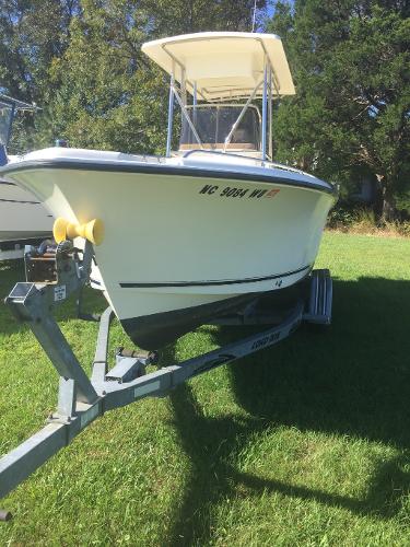 2003 Sea Hunt 212 TRITON