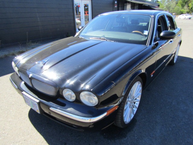 2005 Jaguar XJR SUPER CHARGED *BLACK* 2 OWNER VERY CLEAN JAG CHEAPEST HERE !!