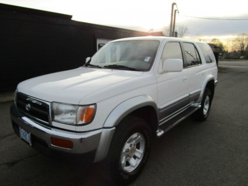 1997 Toyota 4Runner 4dr Limited 3.4L Auto 4X4 SUPER CLEAN !!