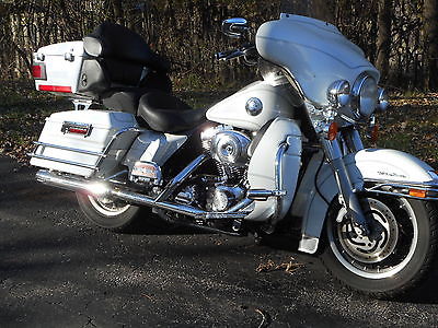2004 Harley-Davidson Touring  creaming Eagle Heads- 2004 ULTRA CLASSIC