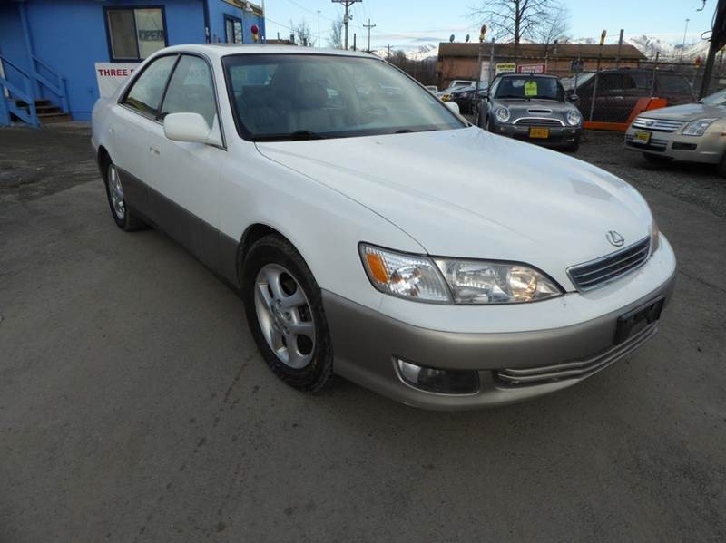 2000 Lexus ES 300 Base 4dr Sedan