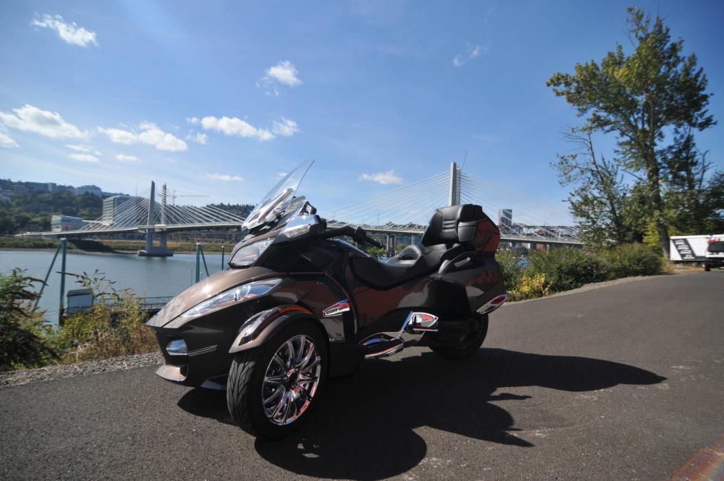 2013  Can-Am  Spyder RT Limited