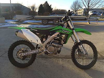 KX™250F -- 2016 Kawasaki KX™250F  7 Miles Lime Green