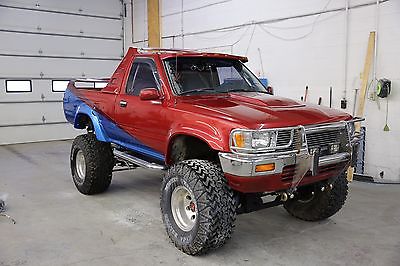 1990 Toyota Other  1990 Toyota Pick Up Truck 4x4 Lifted, V8 auto GREAT BODY, No Body Rust, AWESOME!