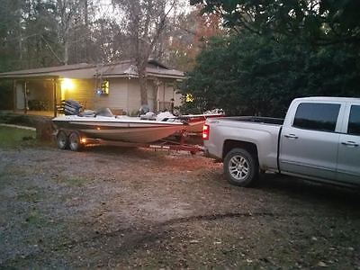 1992 Stratos 285PXL with 1995 Evinrude 150 Completely Rebuilt