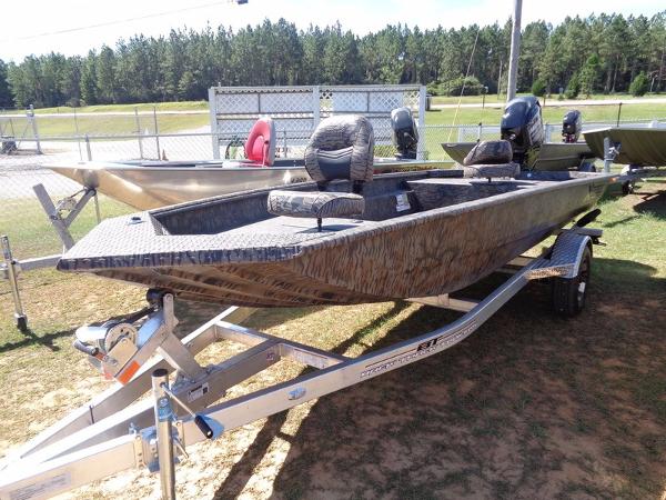 2017 Xpress Boats Xpress DBX Series HD16DBX