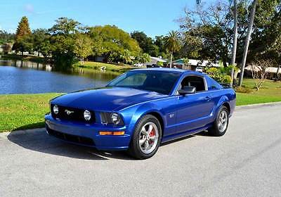 2006 Ford Mustang GT  2dr Coupe 2006 Ford Mustang GT  2dr Coupe 67,789 Miles BLUE Coupe 4.6L V8 Manual 5-Speed