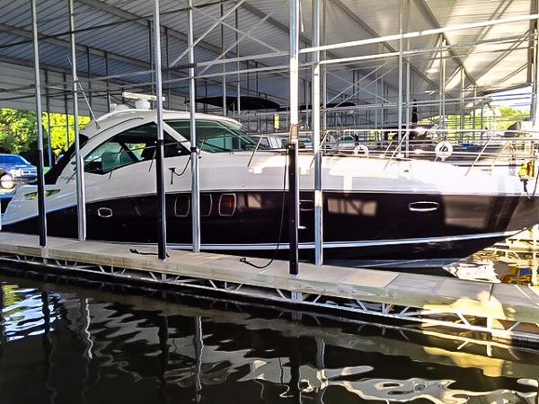 2010 Sea Ray 500 Sundancer