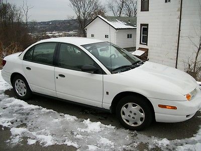 2000 Saturn S-Series  2000 Saturn SL-1 Reliable,Clear Title,2nd Owner,127K,Auto.,4-Dr.,36MPG Hwy! $795